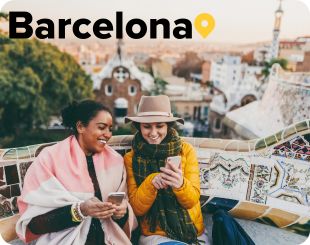 Couple in Barcelona at Park Güell